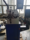 آلة تشكيل لفائف الربيع المضغوطة الآلية التي يتم التحكم بها بواسطة CNC