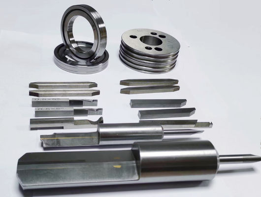 آلة تصنيع الزنبرك CNC بدون كام ، آلة تشكيل الأسلاك بـ 12 محورًا