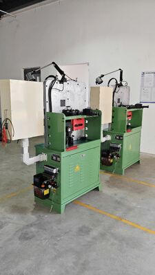 متعددة الوظائف التلقائية CNC آلة الربيع ثلاثة محاور نظام مؤازر سريع