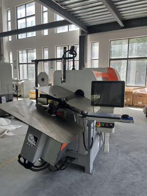 آلة تشكيل زنبرك CNC دوارة متعددة الاستخدامات لزنبرك ضغط على شكل برج