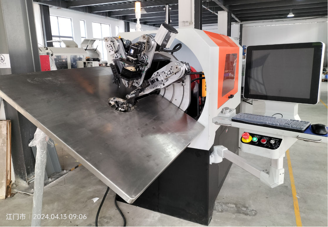 آلة تصنيع الزنبرك CNC متعددة الوظائف بقطر 0.3 - 2.5 مم مع محرك مؤازر